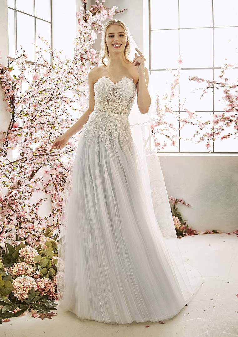 Collezione Sposa · L'Atelier Via Gombe 31 Thiene Vicenza