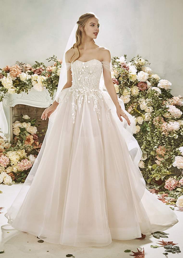 Collezione Sposa · L'Atelier Via Gombe 31 Thiene Vicenza