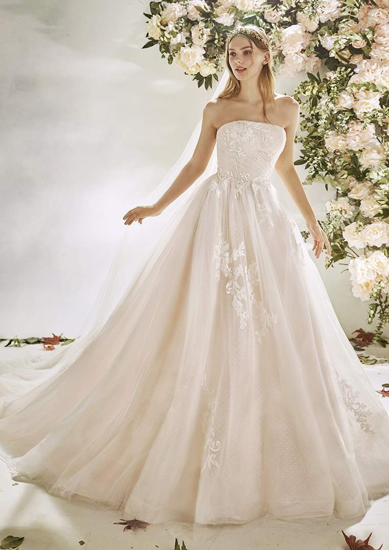 Collezione Sposa · L'Atelier Via Gombe 31 Thiene Vicenza