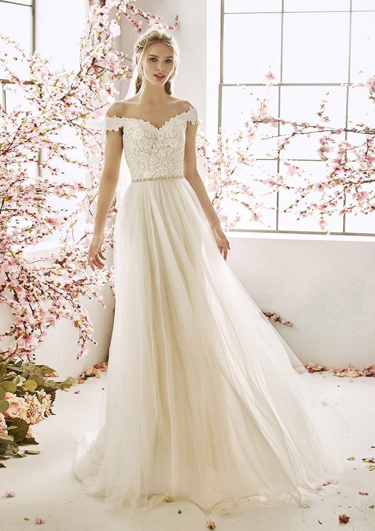 Collezione Sposa · L'Atelier Via Gombe 31 Thiene Vicenza